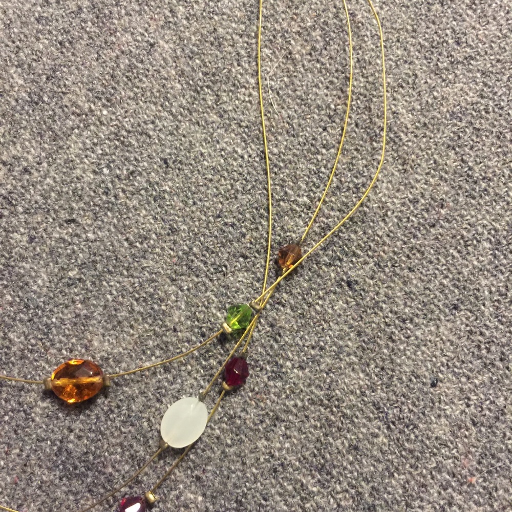 4 necklaces - Picture 10 of 13